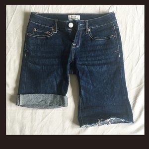 Aeropostale short dark jeans. Junior size 2.